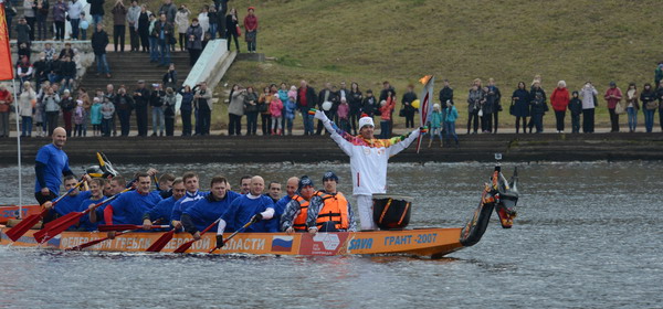 Тверь передала эстафету Олимпийского огня