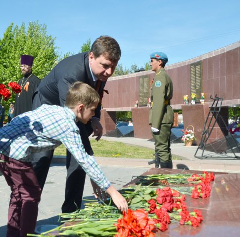 Тверь отметила 71-ю годовщину Великой Победы. 9 мая 2016 года.-5