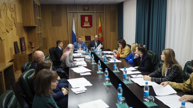 В Законодательном Собрании Тверской области обсудили инициативы Молодёжной палаты