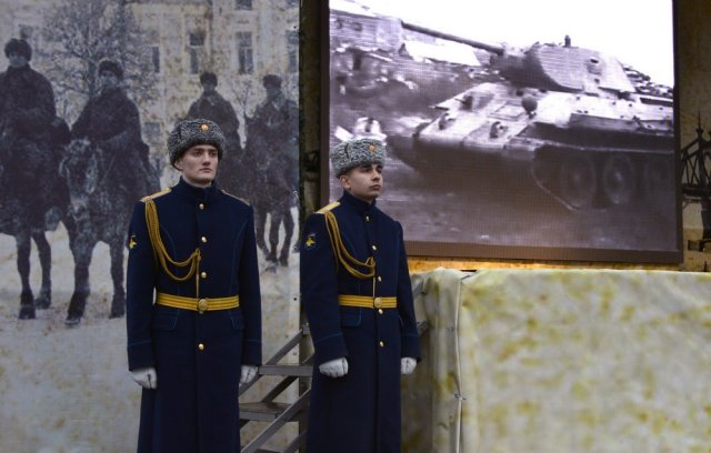 Калинин отметил 76-летие освобождения от немецко-фашистских захватчиков 16.12.2017-13