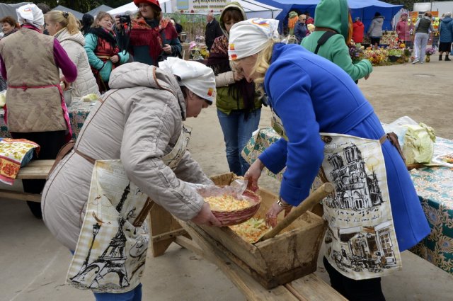 В Зубцовском районе чествовали «Барыню Капусту» 30.09.2017-11 В Зубцовском районе чествовали «Барыню Капусту» 30.09.2017-11