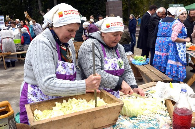 В Зубцовском районе чествовали «Барыню Капусту» 30.09.2017-13 В Зубцовском районе чествовали «Барыню Капусту» 30.09.2017-13