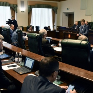 В Законодательном Собрании рассмотрен Прогноз социально-экономического развития региона до 2026 года