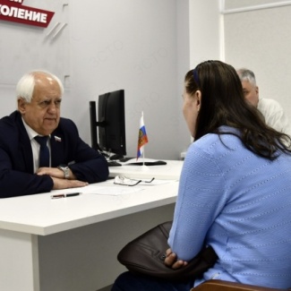 В Штабе общественной поддержки прошли депутатские приёмы