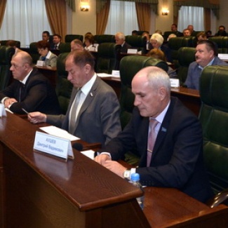 Состоялось первое заседание Законодательного Собрания шестого созыва