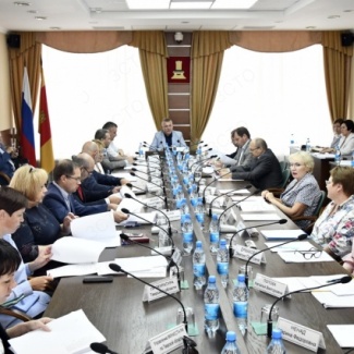 Началась осенняя сессия областного парламента