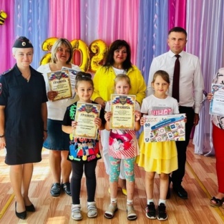 В Тверской области продолжается акция «Собери ребенка в школу»