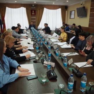 Состоялось заседание постоянного комитета по социальной политике