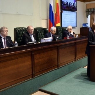 Законодательное Собрание приняло в первом чтении областной бюджет на ближайшие три года