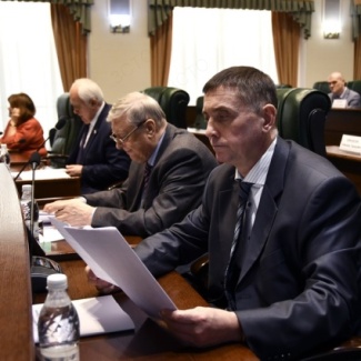 Состоялось заседание постоянного комитета по бюджету и налогам