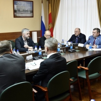 Комитеты Законодательного Собрания продолжают работать над проектом областного бюджета