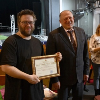 Сергей Голубев поздравил коллектив Тверского театра юного зрителя с профессиональным праздником