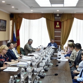 Состоялось заседание постоянного комитета по госустройству и местному самоуправлению