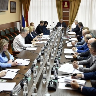 Комитет по экономической политике и предпринимательству провёл заседание