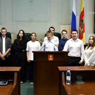 В Законодательном Собрании  прошли очередные экскурсии