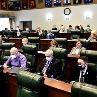 КСП отчиталась перед областным парламентом о работе за 2020-й год