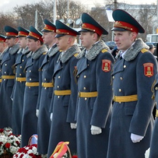 Семьдесят четыре года под мирным небом