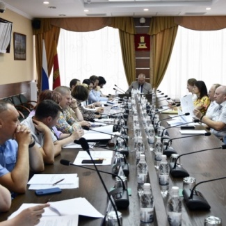 Состоялось заседание комитета по экономической политике и предпринимательству