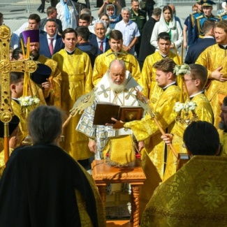 Патриарх Московский и всея Руси Кирилл совершил в Твери   чин Великого освящения Спасо-Преображенского кафедрального собора