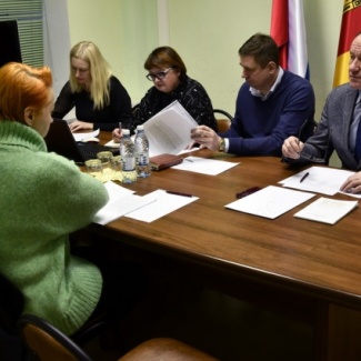 Председатель комитета по социальной политике провёл депутатский приём