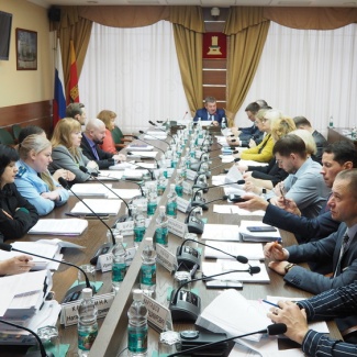Состоялось заседание постоянного комитета по госустройству и местному самоуправлению