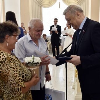 В Твери отметили День семьи, любви и верности