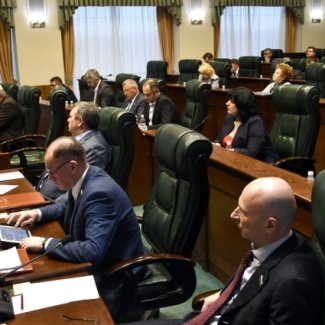 Бюджет ТФОМС на ближайшие три года принят в первом чтении