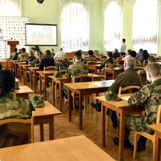 Депутаты областного парламента написали «Диктант Победы»