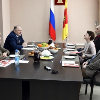 Сергей Голубев провел встречу с руководителями тверских народных театров