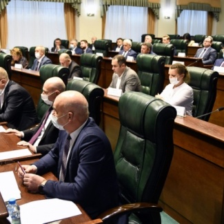 Председателем Законодательного Собрания седьмого созыва избран Сергей Голубев