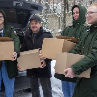 Новогодний подарок бойцам СВО
