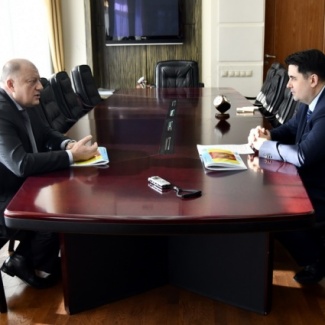 Сергей Голубев провел рабочую встречу с региональным Уполномоченным по защите прав предпринимателей Антоном Стамплевским